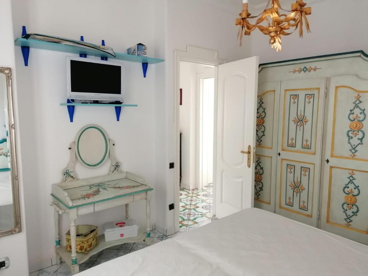ソレントLa Casa Di Rosaアパートメント エクステリア 写真