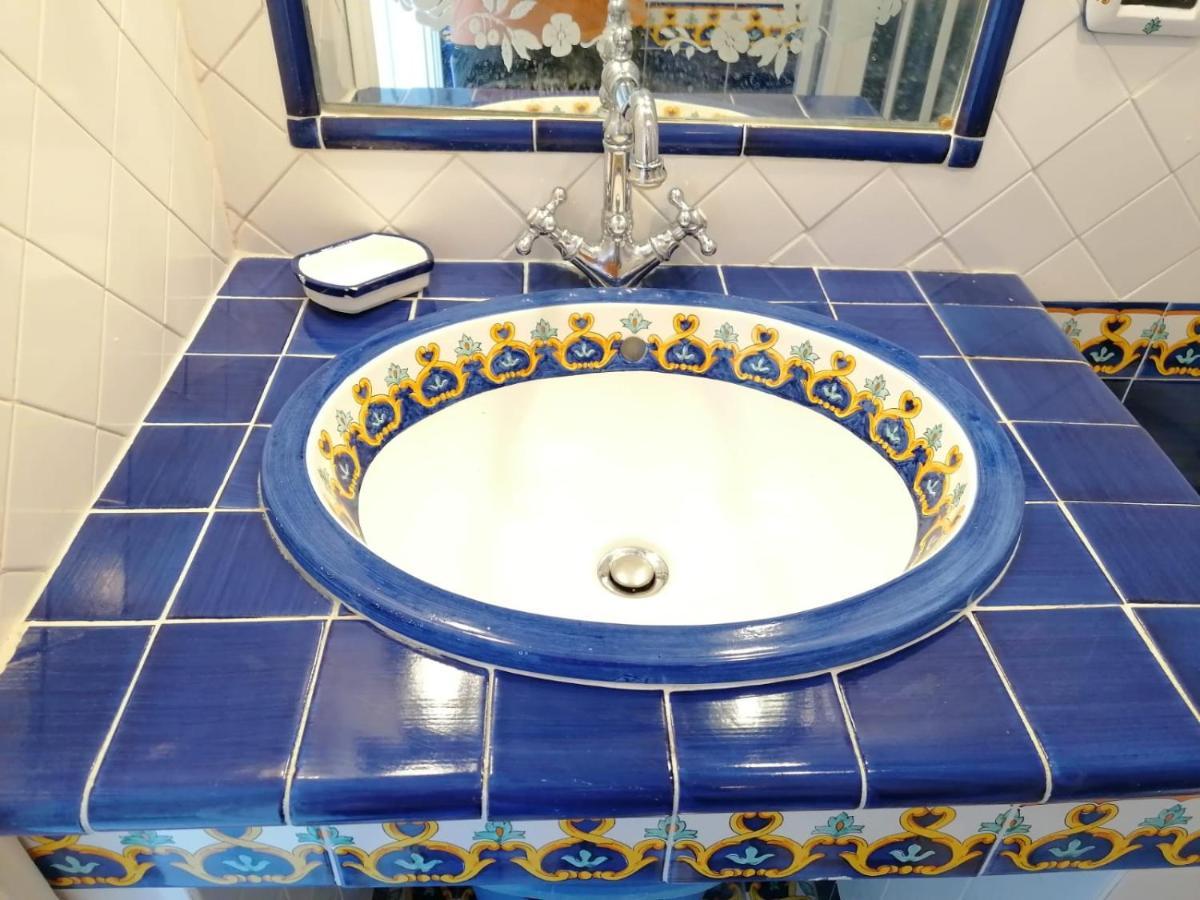 ソレントLa Casa Di Rosaアパートメント エクステリア 写真